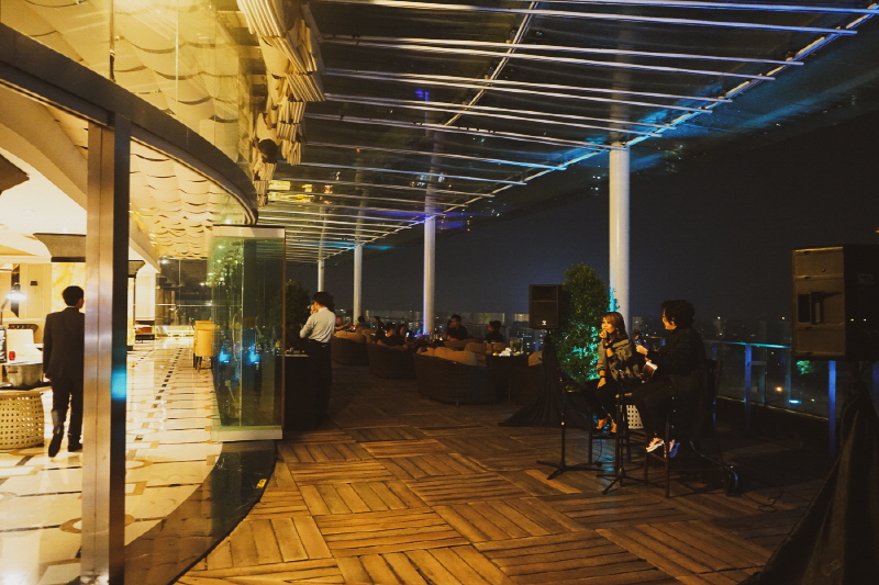 bandung rooftop lounge