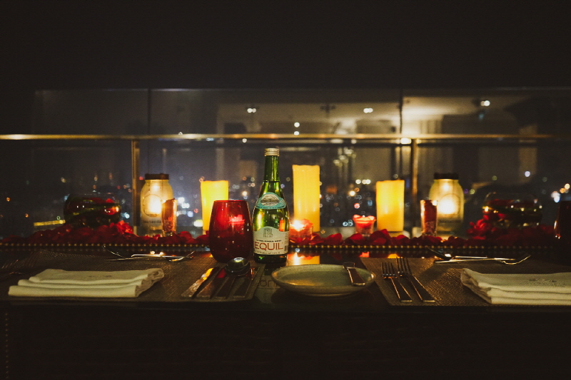 TS rooftop lounge event