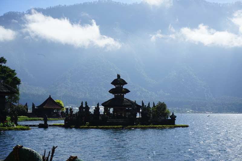 브두굴 해상사원