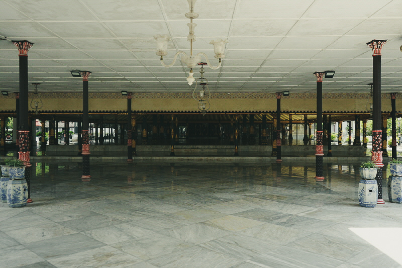 크라톤 왕궁 홀