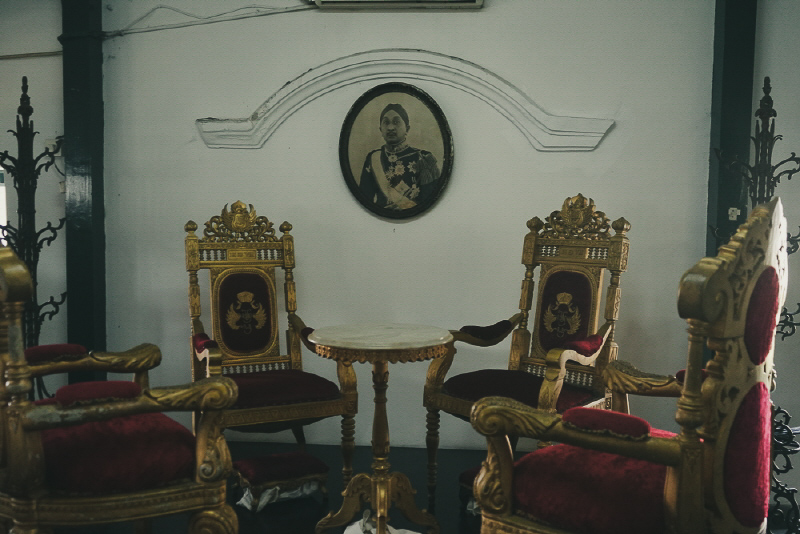 왕족이 썼던 의자